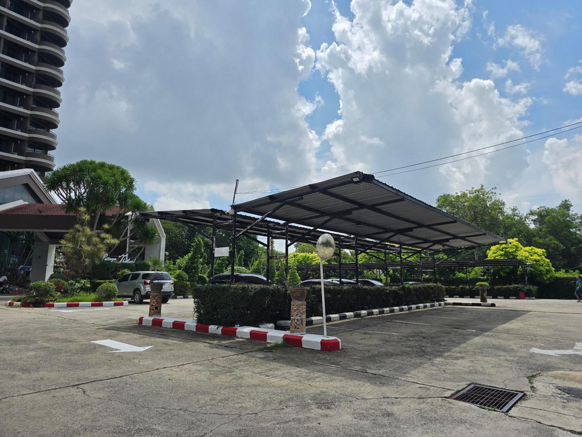 First Pacific Cirrus Ξενοδοχείο Pattaya Εξωτερικό φωτογραφία